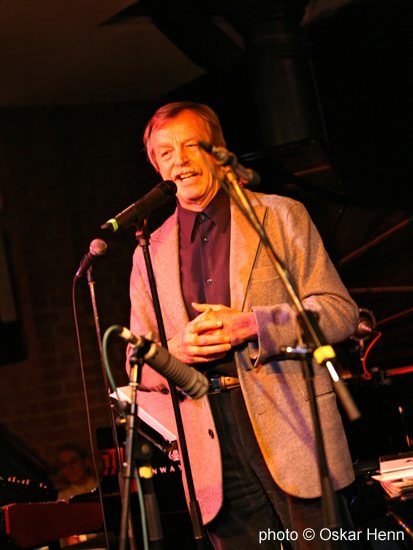 JU30j-ausstlgSL_OH06