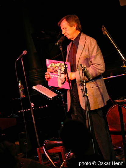 JU30j-ausstlgSL_OH22