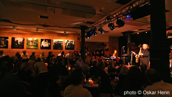 JU30j-ausstlgSL_OH25