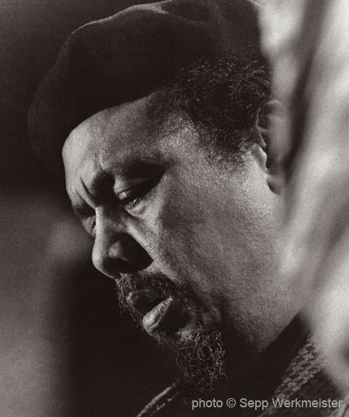 32-SW-Charles_Mingus_1